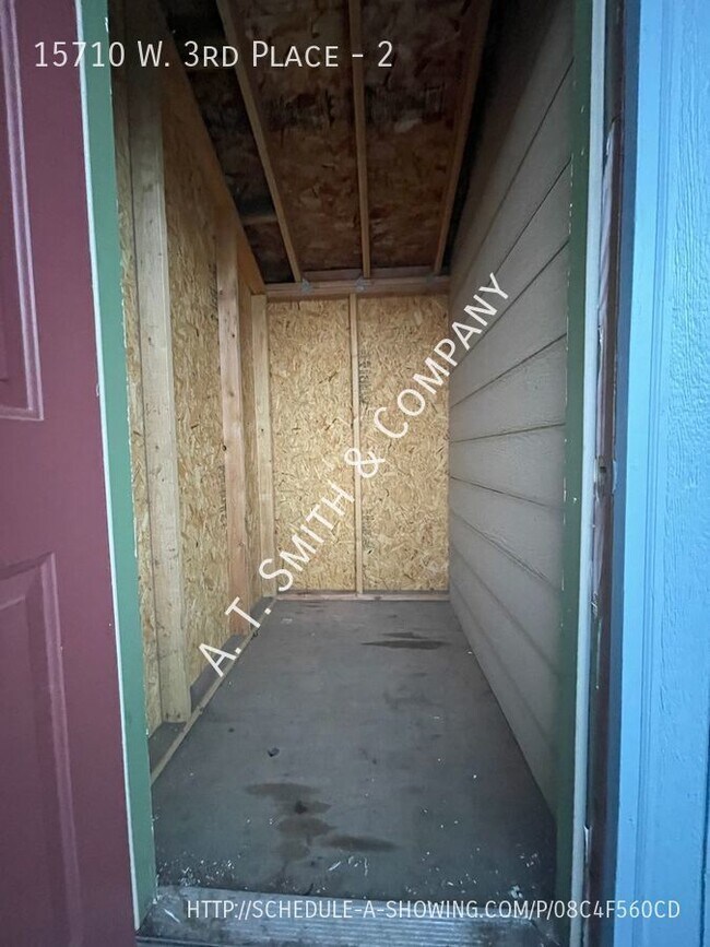 Building Photo - 15710 W 3rd Pl