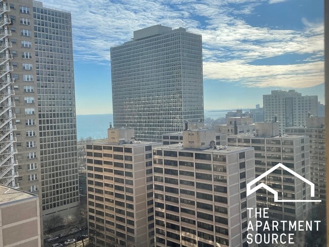 Building Photo - 5000 S Cornell Ave