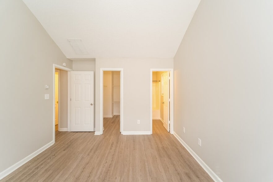 Building Photo - 2150 Ivy Ln