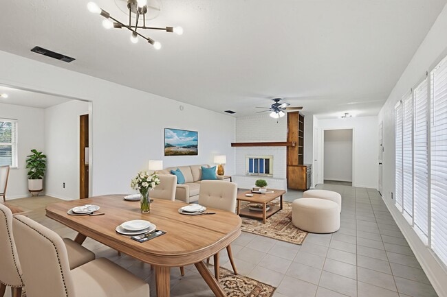 Building Photo - 609 Carlos G Parker Blvd NW