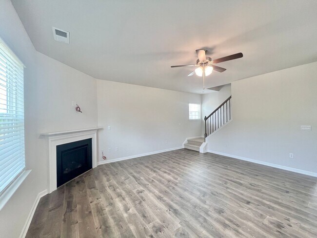 Building Photo - New Construction 4 BD, 2.5BA Fuquay-Varina...