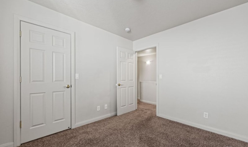 Building Photo - 767 Moss Dr