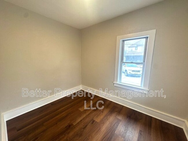 Building Photo - 64 N Myrtle St