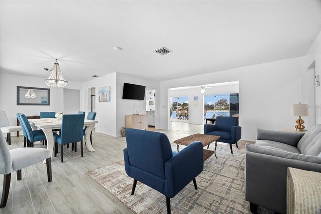 Building Photo - 437 Hickory Rd