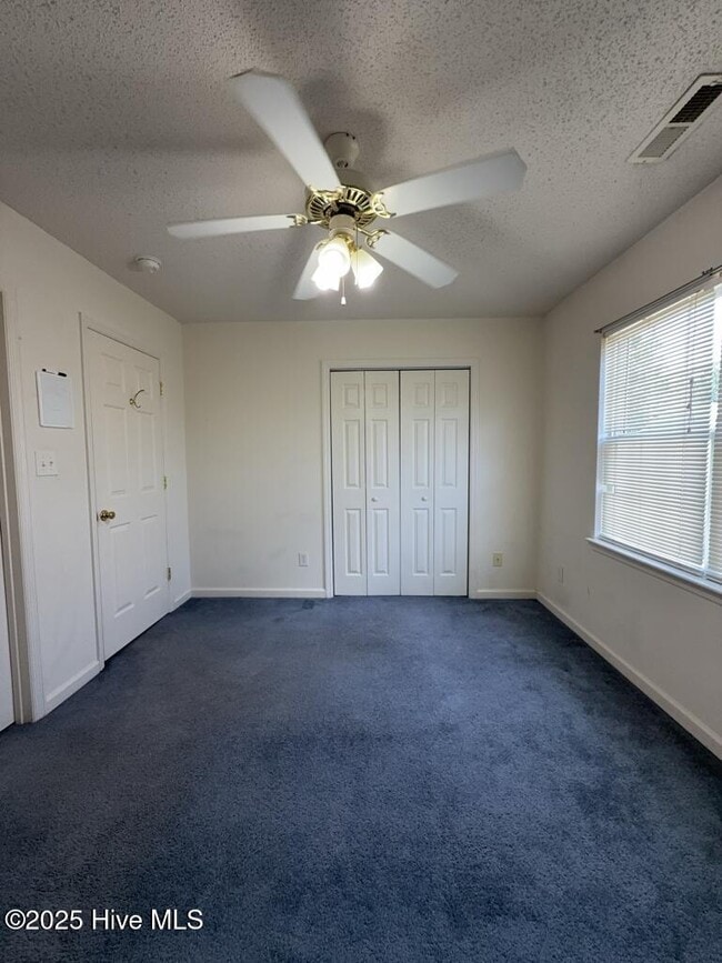 Building Photo - 111 Fairwood Ct