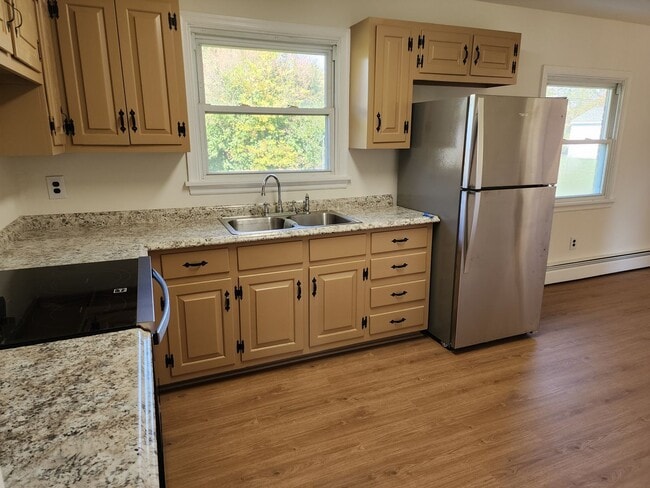 Building Photo - **4706 Glenspring Road, Henrico, VA – Move...