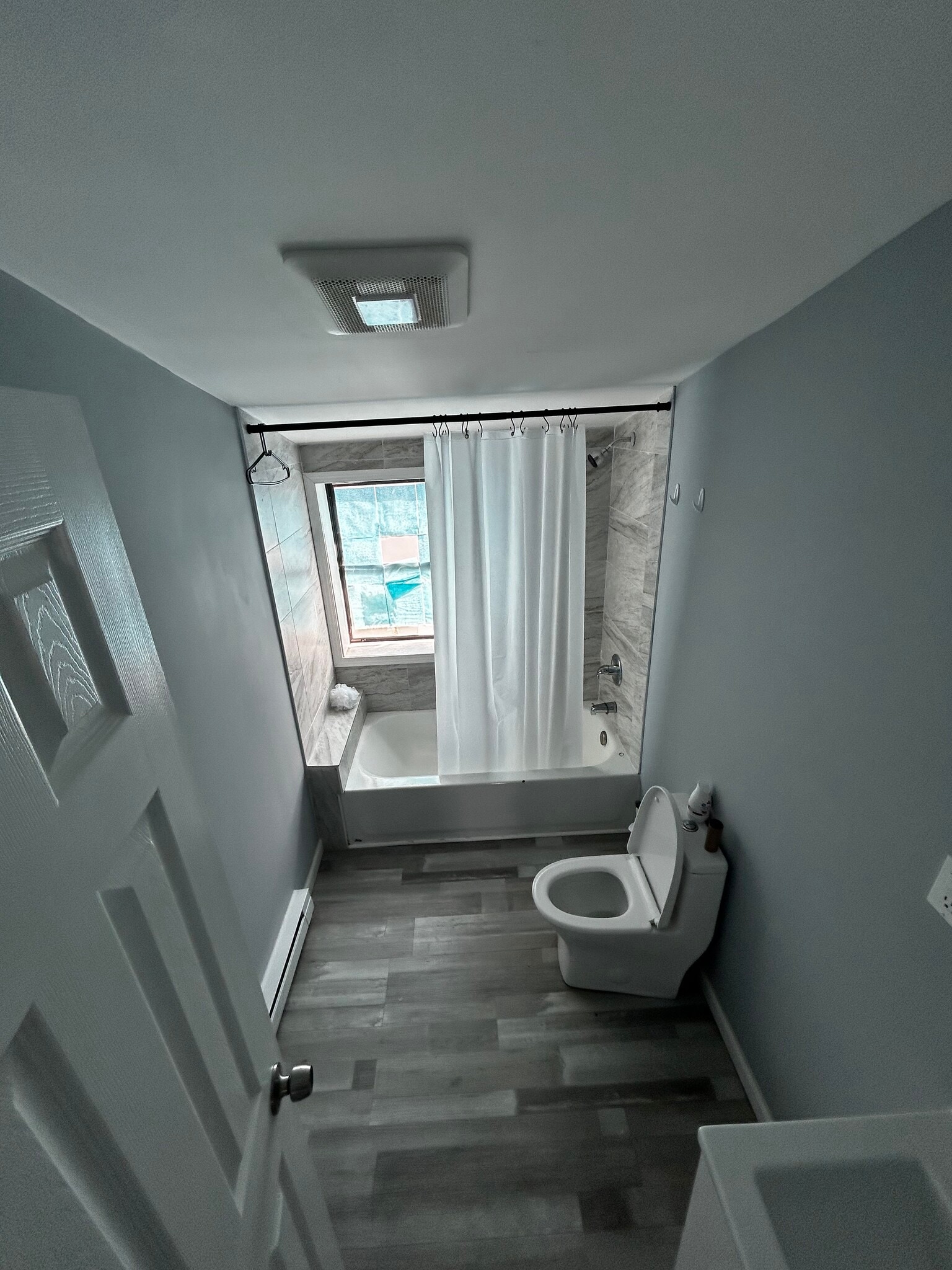 Building Photo - 19 Landfield Ave