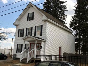 Building Photo - 22 Smyth Ferry Rd