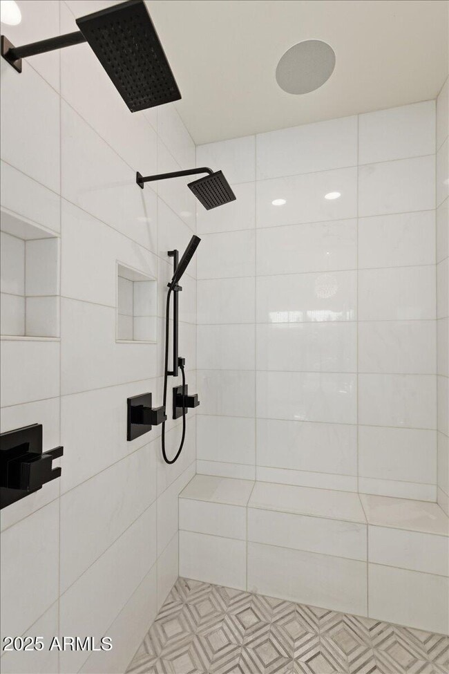 Building Photo - 10203 E Camelot Ct