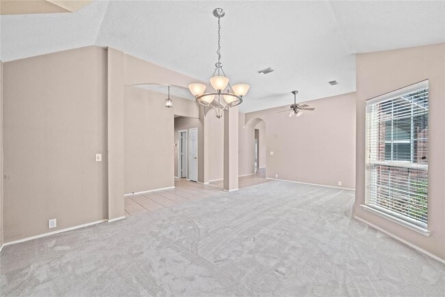 Building Photo - 11843 Leaf Oak Dr