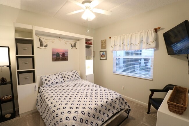 Building Photo - 31 Aledo Ct