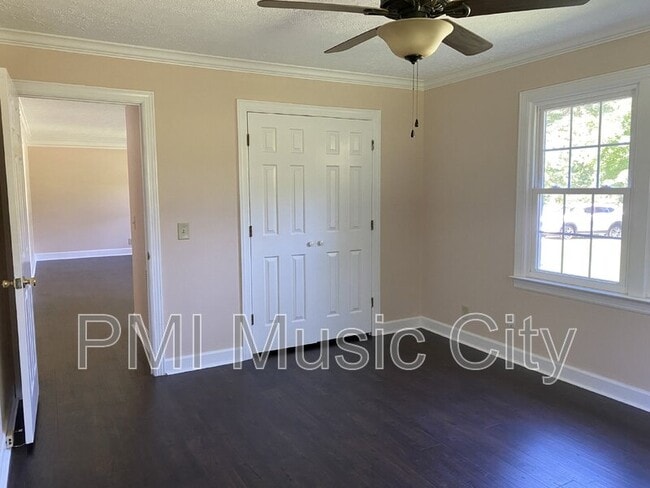 Building Photo - 5154 Pond Creek Rd