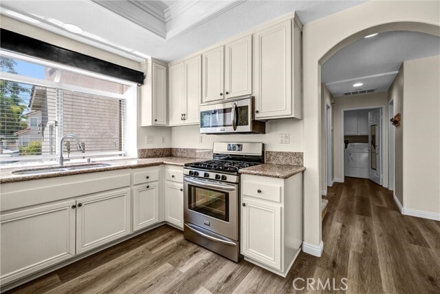 Building Photo - 2316 Cascade