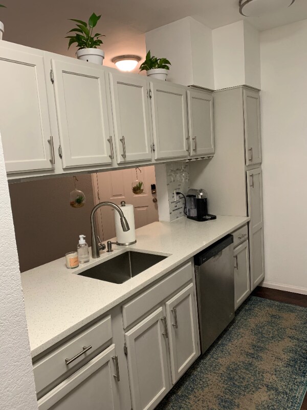 Building Photo - 7469 Spy Glass Ct