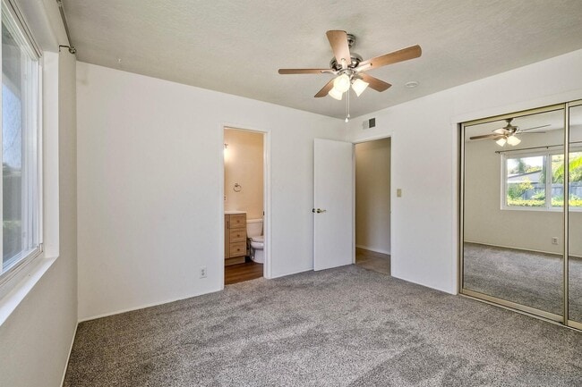 Building Photo - 1729 Lahoud Dr