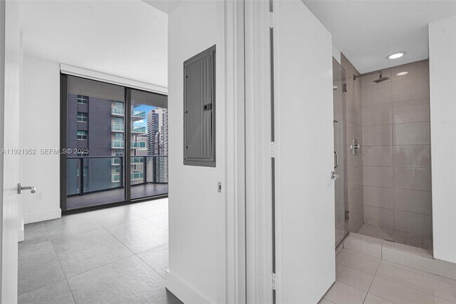 Building Photo - 1300 S Miami Ave