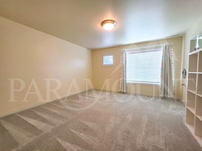 Building Photo - 2163 SW Warbler Way