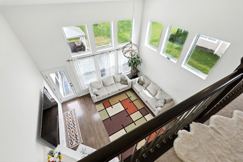 Building Photo - 5497 Mercier St