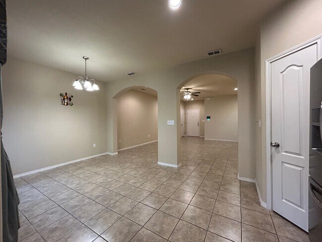 Building Photo - 5012 Lost Hills Trail