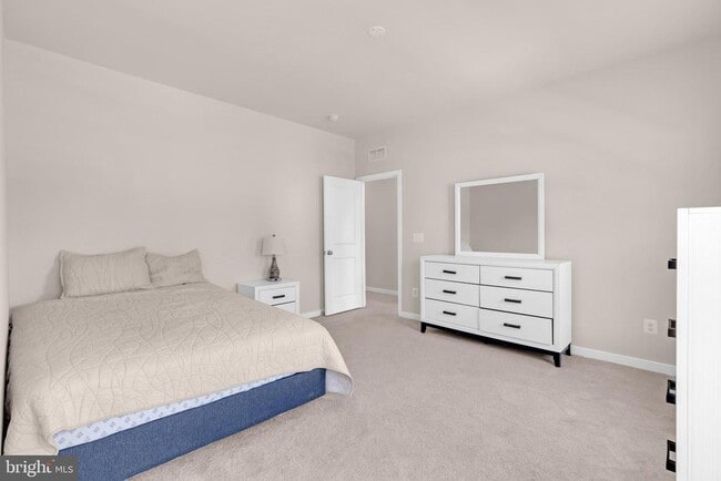 Building Photo - 2053 Whithorn Hl