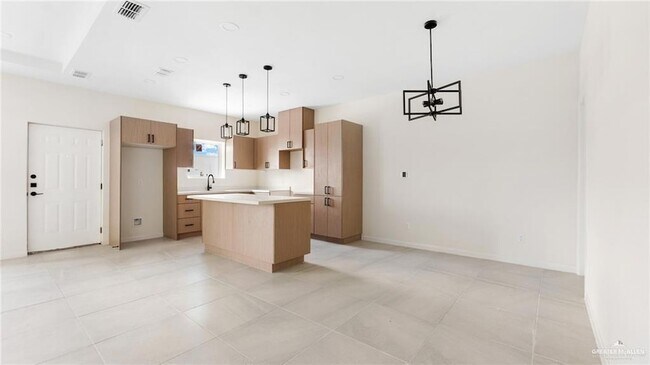 Building Photo - 2609 Bald Cypress Dr