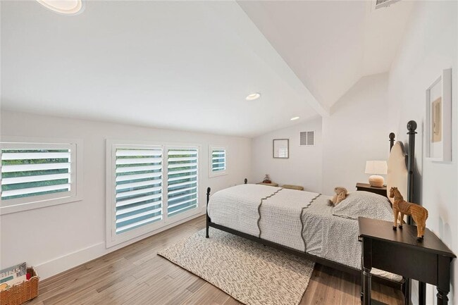 Building Photo - 3100 S 5th St