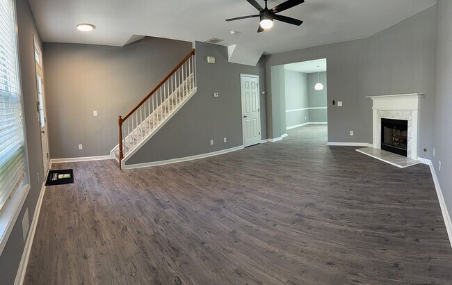 Building Photo - Complete BRAND NEW Renovation 3 Bed/2.5 Bath Townhome in Milton GA