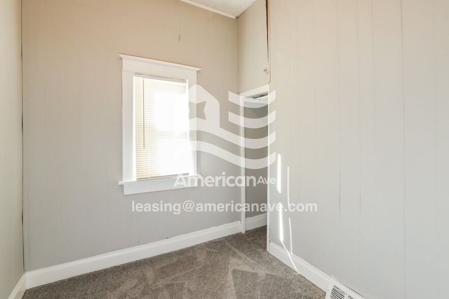 Building Photo - 4503 S 21st St