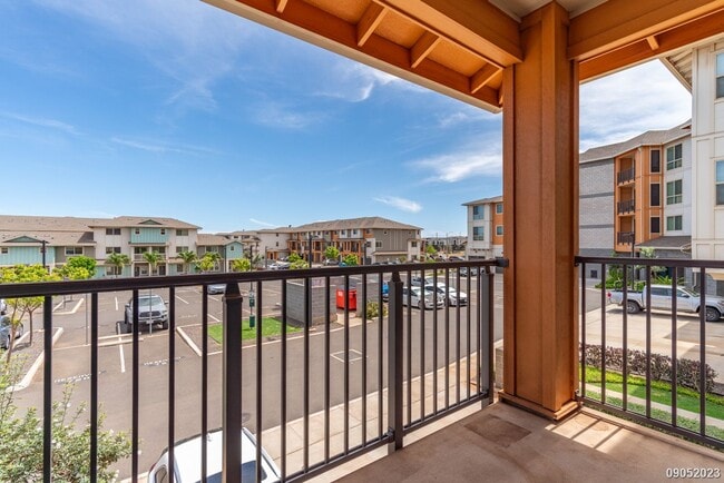 Building Photo - $3,350 / 2br - 1119ft2 - Beautifully Maint...