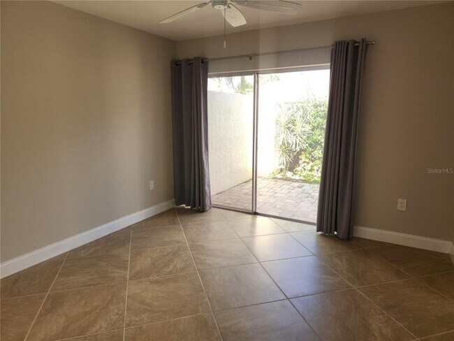 Building Photo - 3409 Montilla Ct