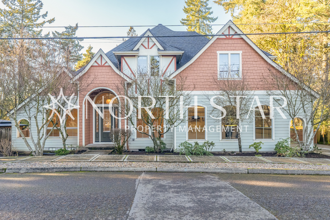 Building Photo - Beautiful Newer SW Portland Home With Huge...