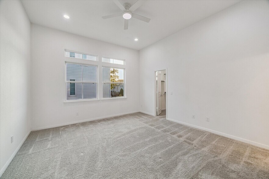 Building Photo - 1524 Ojeman Rd