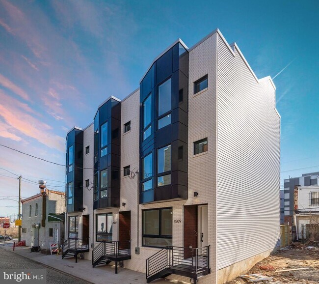 Primary Photo - 1509 S Bambrey St
