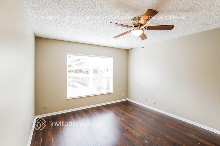 Building Photo - 10515 Plainview Cir