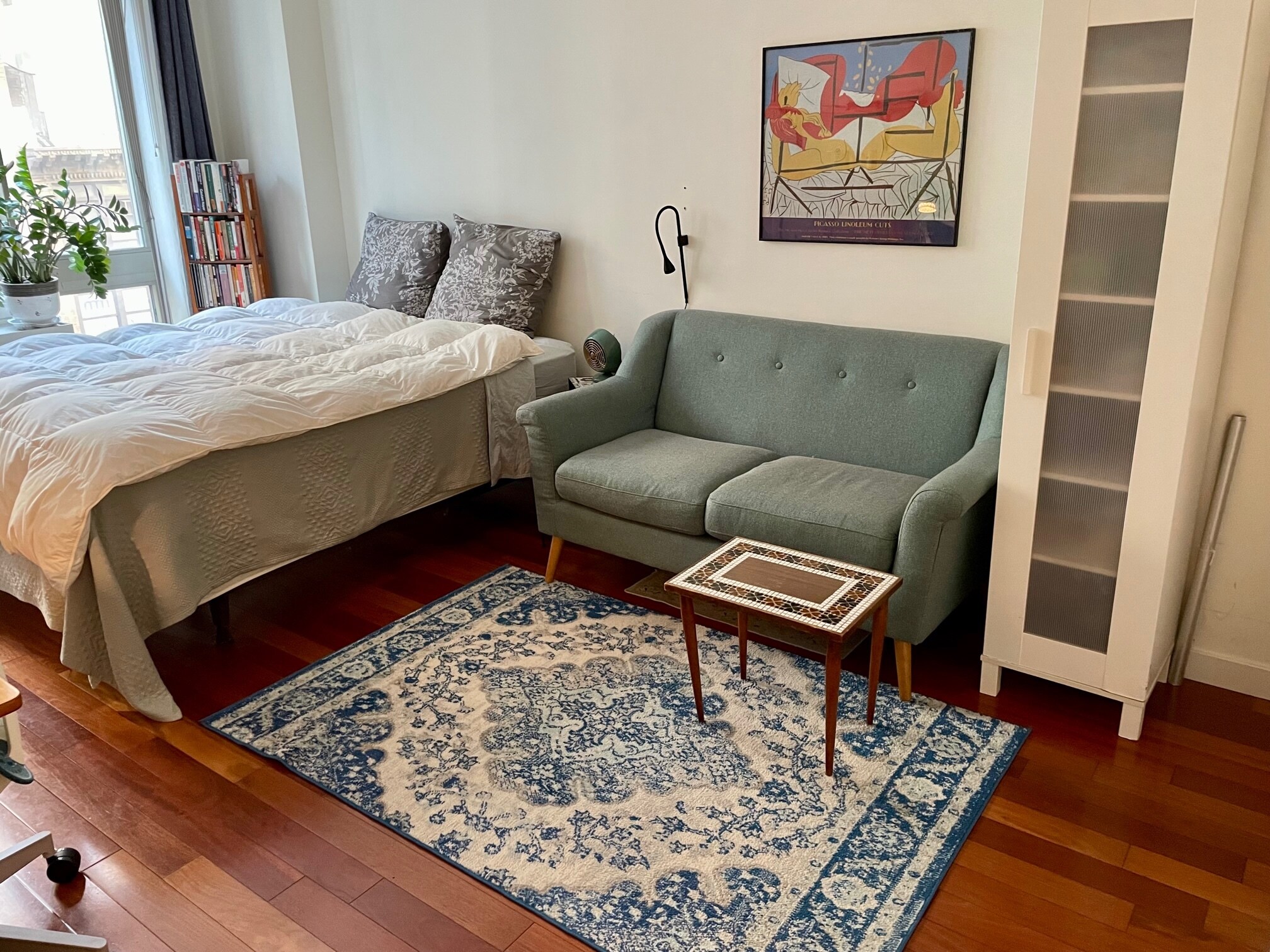 Studio - 121 E 23rd St