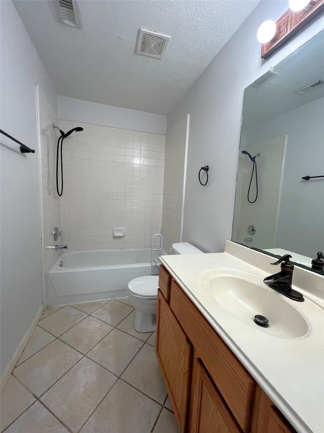 Building Photo - 6839 Catarina Cir