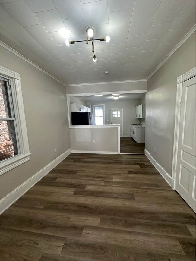 Building Photo - 1328 Pittston Ave