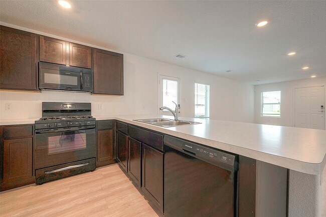 Building Photo - 26714 Wilderye Cv Ln