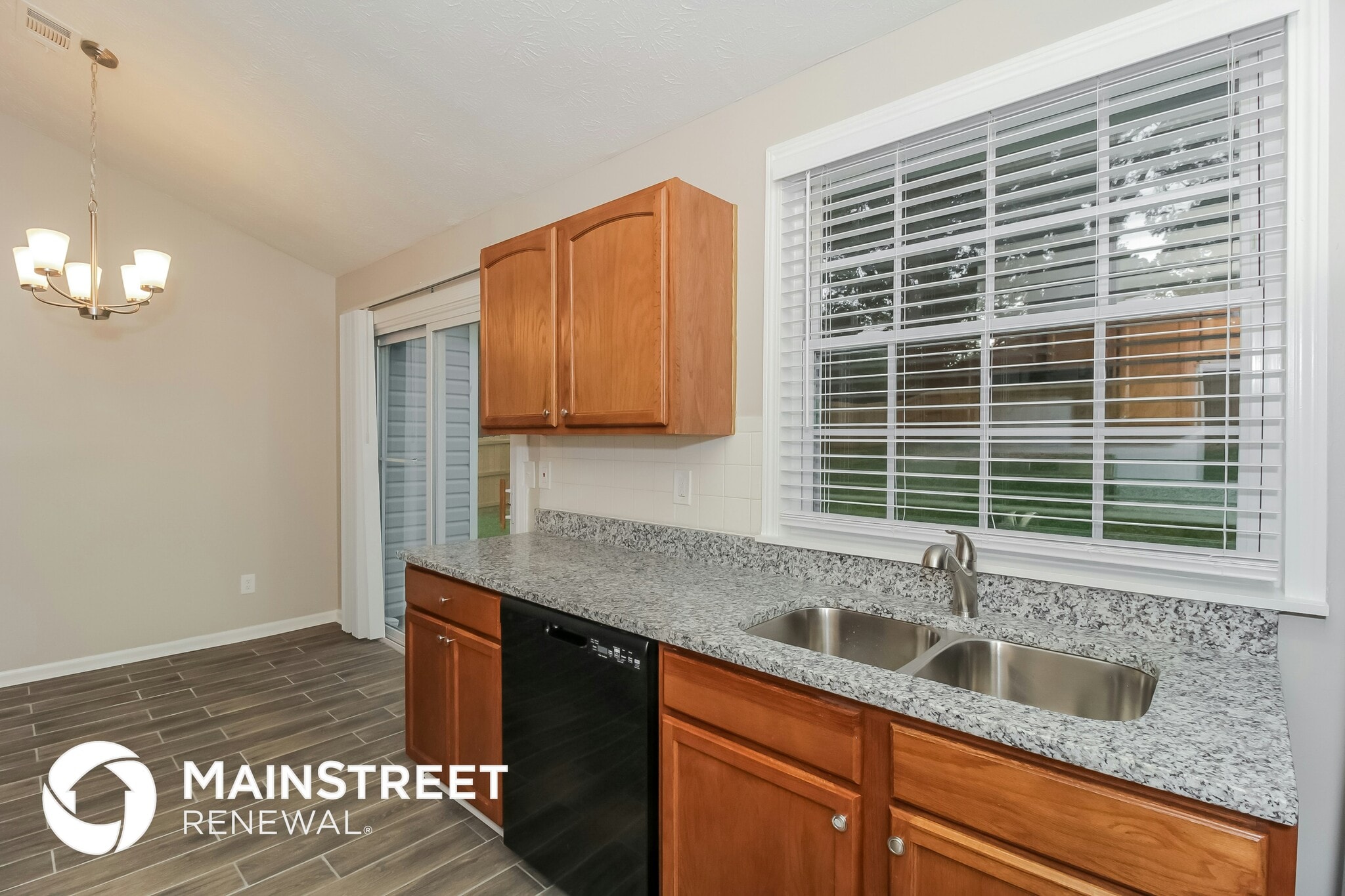 Building Photo - 432 Wesley Park Dr