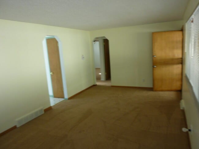 Building Photo - 2955-2959 Newton St