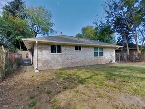 Building Photo - 11054 Spottswood Dr