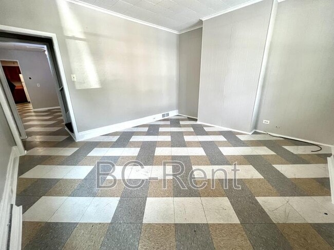 Building Photo - 1124 4th Ave