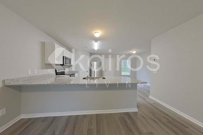 Building Photo - 236 Sunrise Cir