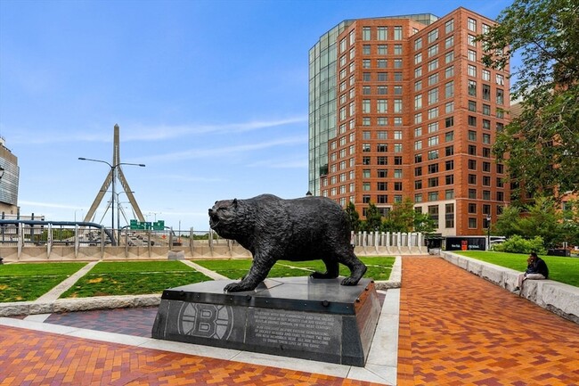 Building Photo - 100 Lovejoy Wharf