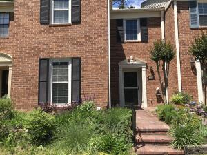 Primary Photo - 200 Heatherwood Park Way