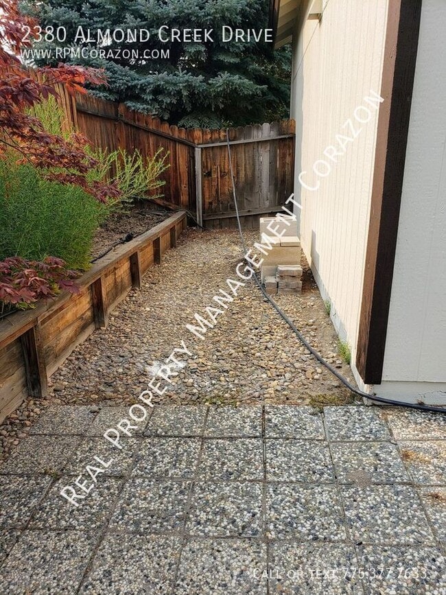 Building Photo - 2380 Almond Creek Dr