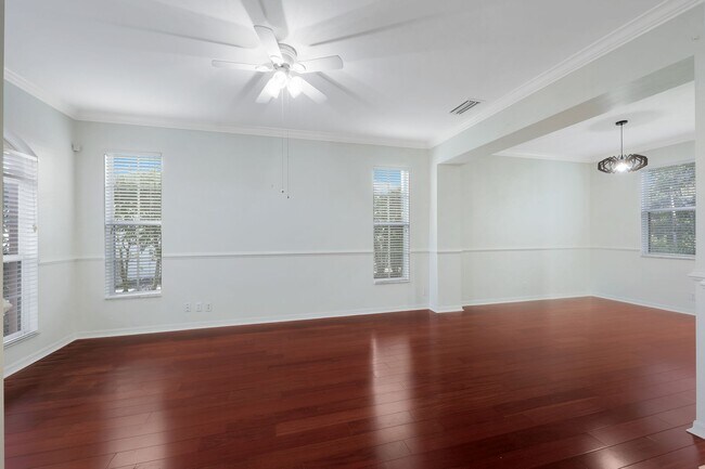 Building Photo - 9250 Estero River Cir