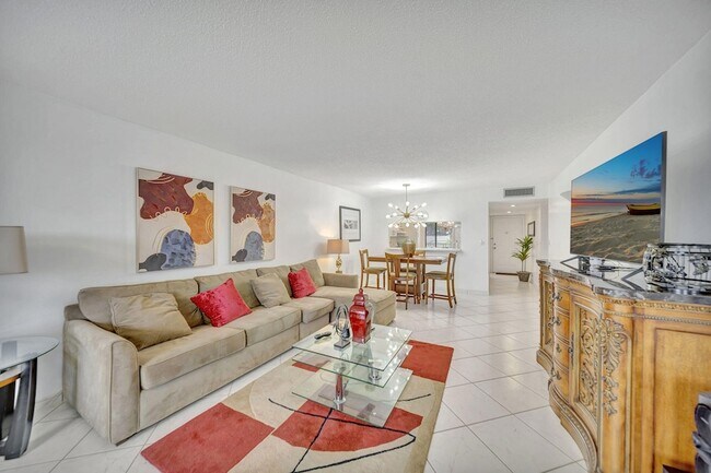 Building Photo - 9485 N Belfort Cir