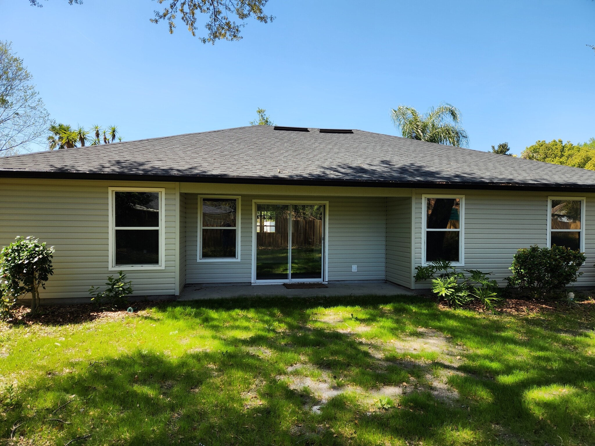 Building Photo - 95180 Twin Oaks Ln