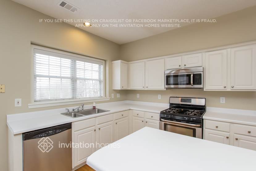 Building Photo - 2132 Tallapoosa Dr